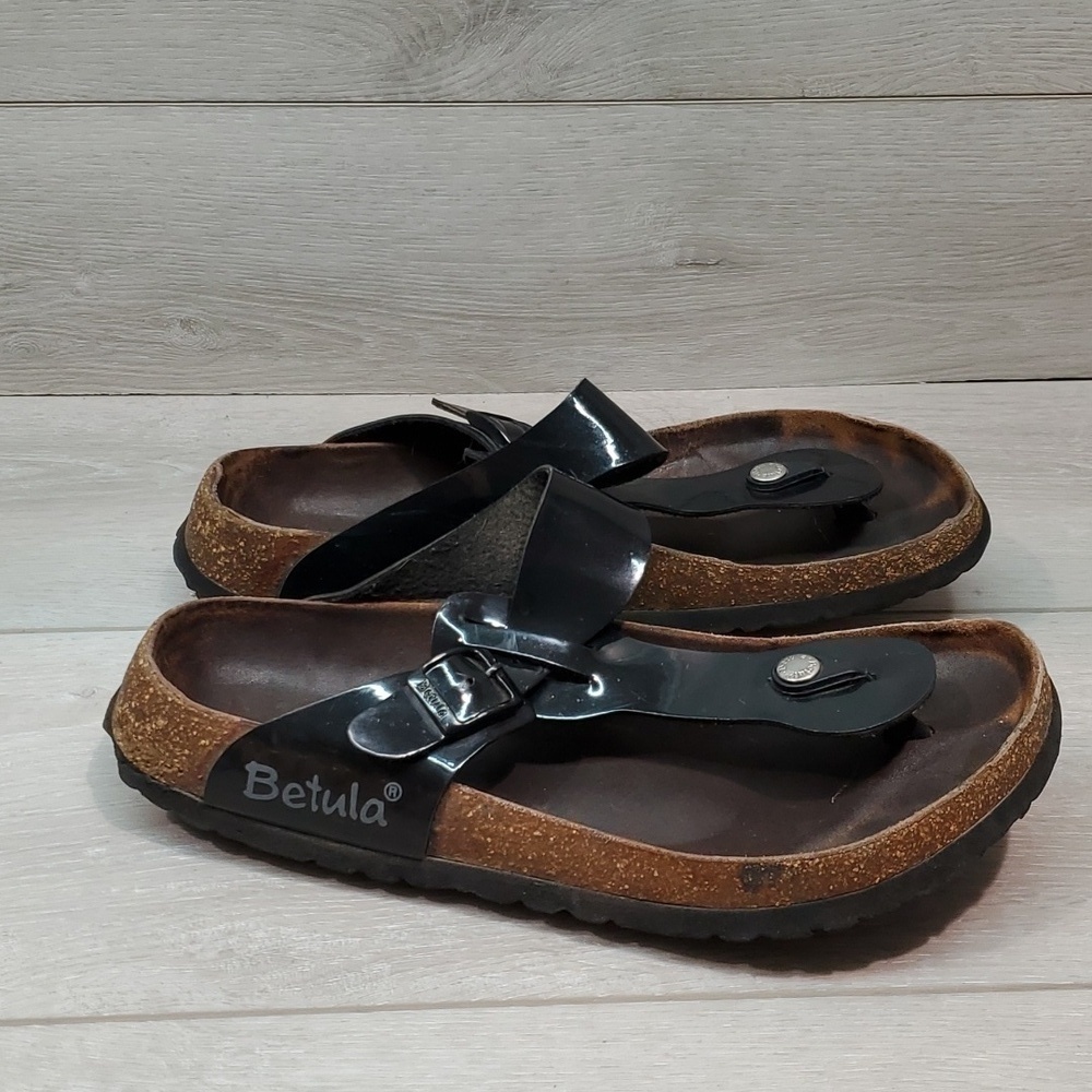 Betula Womens Thong Sandals Flats shoes sz 41/10 Regular